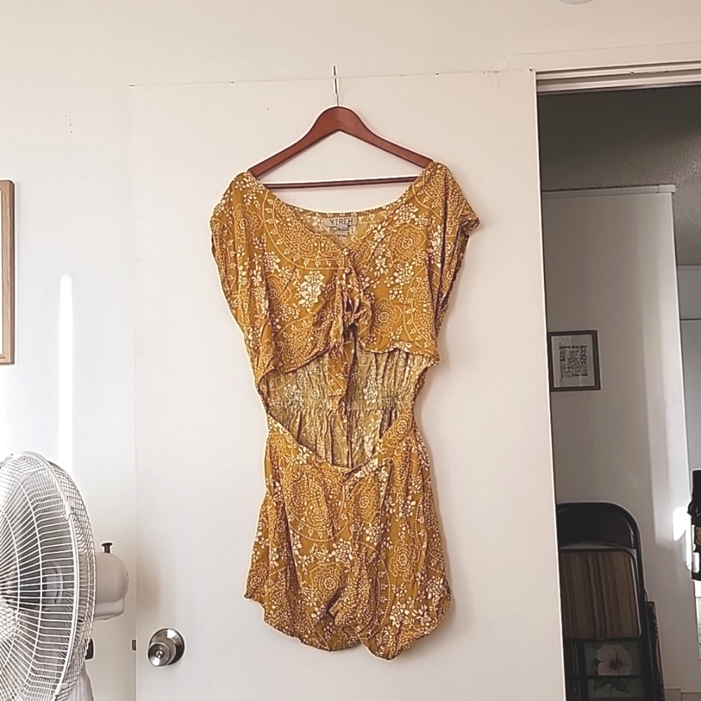 YIREH Skylar Tie Front Romper in Marigold